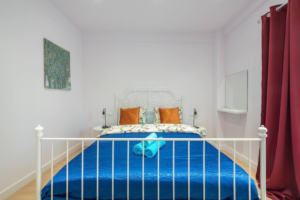 Bright 3bd In The Historical Center Of Appartement